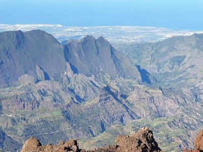 Géographie de La Réunion - Vue du piton des Neiges Situation et géographie de La Réunion