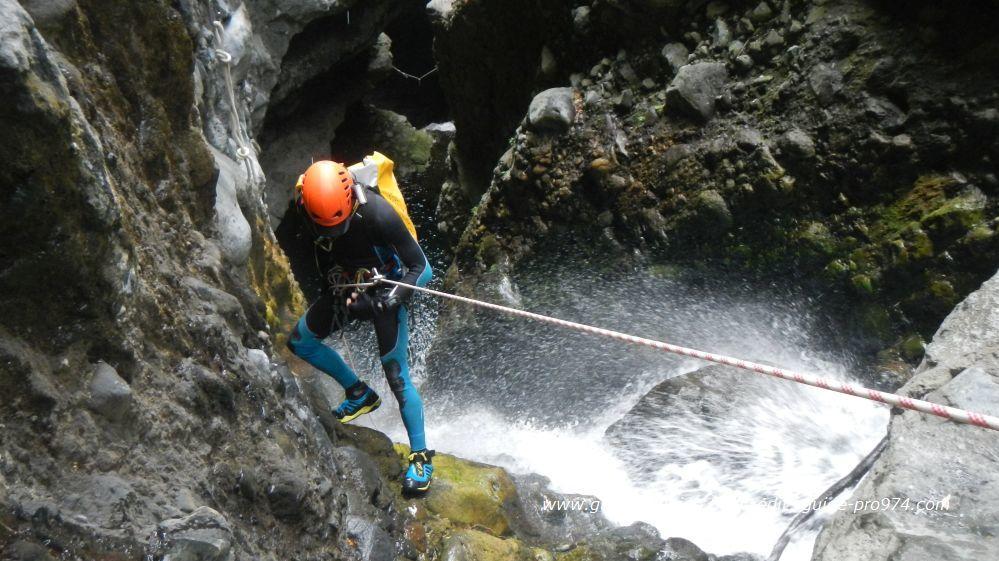crédit Thierry Gillet Canyoning La Réunion