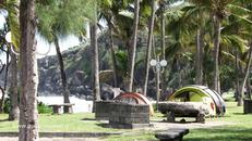 En revanche, le camping est normalement interdit Camping interdit à Grande Anse