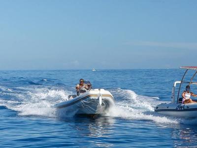 Permis bateau et location de bateaux à La Réunion Thim Location à Saint-Gilles - La Réunion