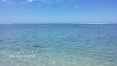 L'eau clair du lagon L'eau clair du lagon