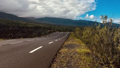 VTC et chauffeurs privés à l'île de la Réunion - Image d'illustration routes 974