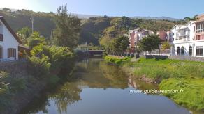 Saint-Leu : ravine et vue vers les Hauts Saint-Leu : ravine et vue vers les Hauts