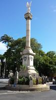 Colonne de la Victoire Saint-Denis Colonne de la Victoire Saint-Denis