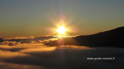 Soleil sur le volcan