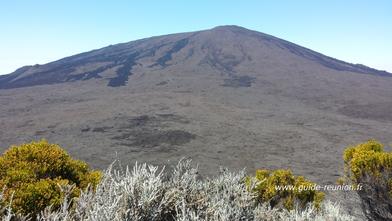 Le piton de la fournaise Piton de la fournaise