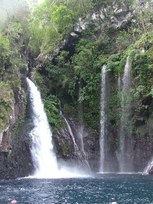 En savoir plus sur la cascade du Trou Noir à la Réunion cascade du trou noir à st-joseph
