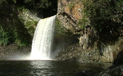 Cascade et bassin à La Réunion (974)